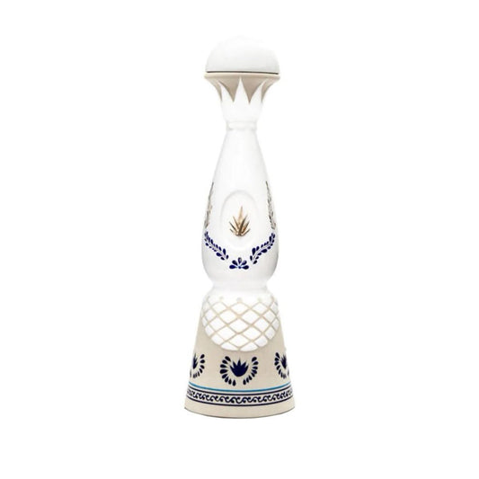 Clase Azul Blanco: Pure Sophistication in Every Bottle